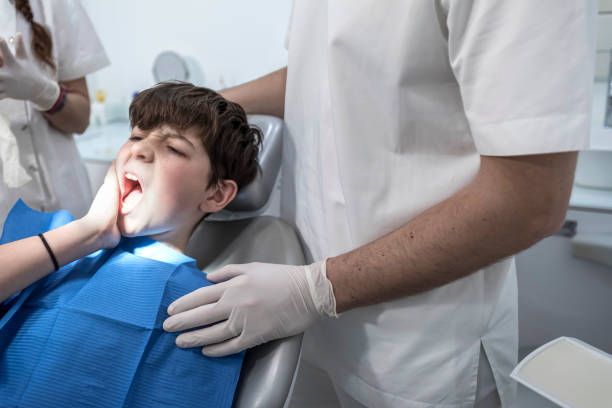 Best Walk-In Emergency Dentist in Fobes Hill, WA